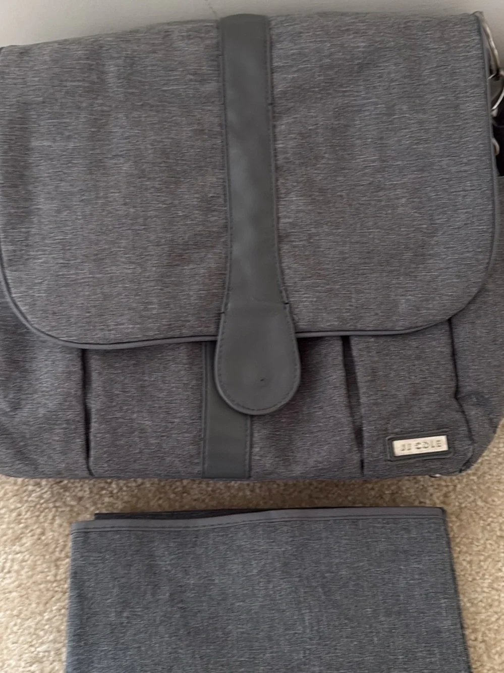JJ Cole Gray Unisex Messenger Diaper Bag with Matching Pad